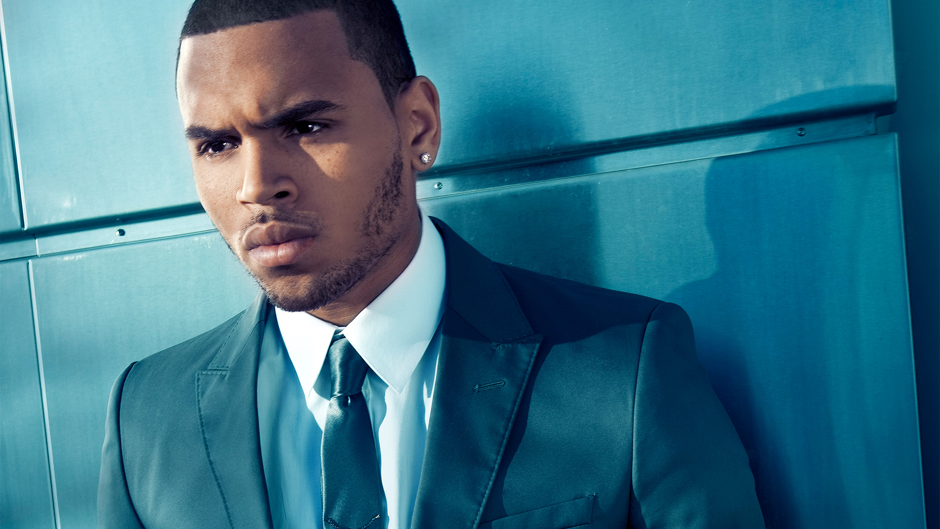 Chris Brown Breezy Bowl XX Tour countdown - Music